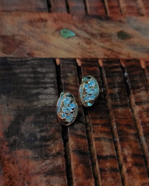 Ekaashi Azure Oval Studs