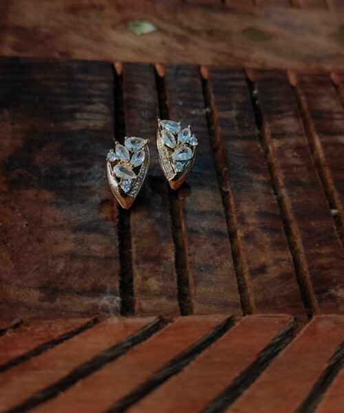 Ekaashi Azure Leaf Studs