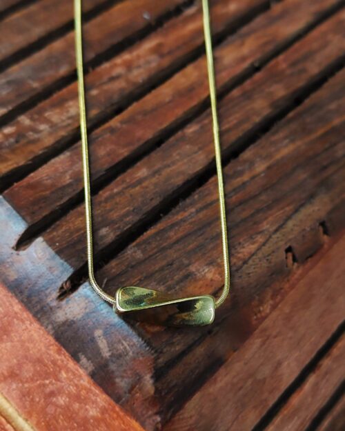 Ekaashi Clover Gem Herringbone Necklace